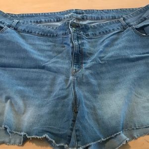 Old Navy Plus 30 Jean shorts.